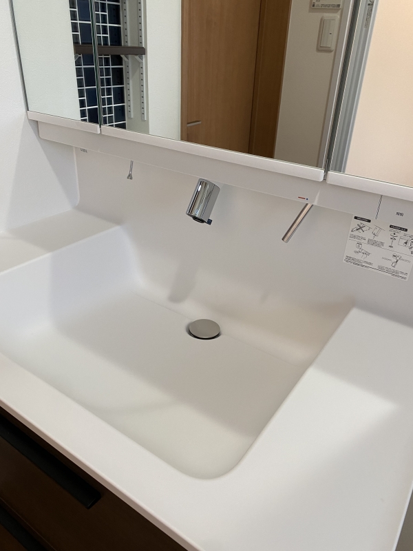 一体形成のキレイアップカウンター。
16L大容量ボウルです。